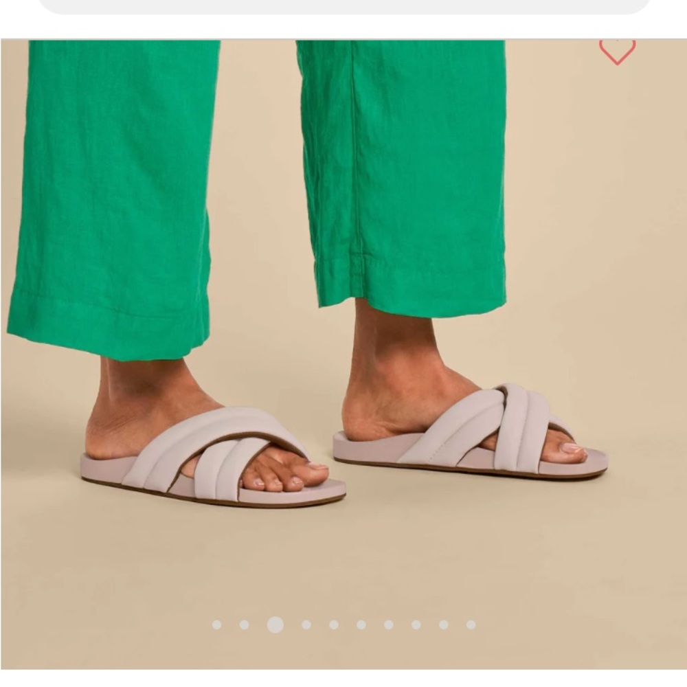 NWOT Olukai Hila sandals in box. Sold out online. More pictures to come